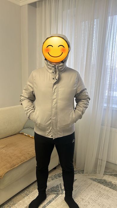 Продам куртку 10000
