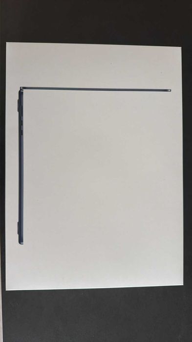 Macbook air с М4 чип, 512 памет, 16ГБ рам- НЕОТВАРЯНА КУТИЯ
