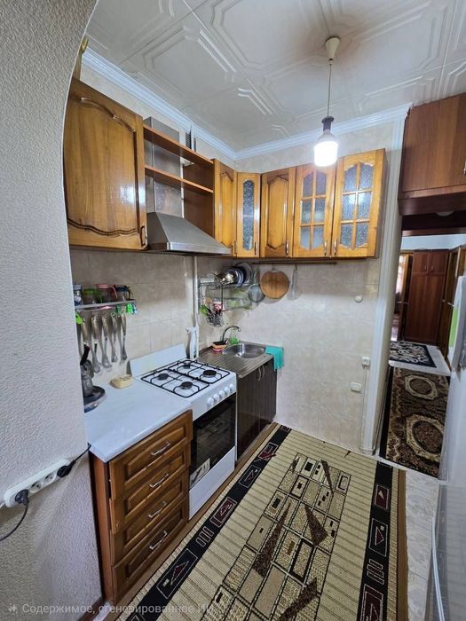 Срочно продаётся квартиру 4/2/4 эко базар ремонт хороший.балкон 2*6 93