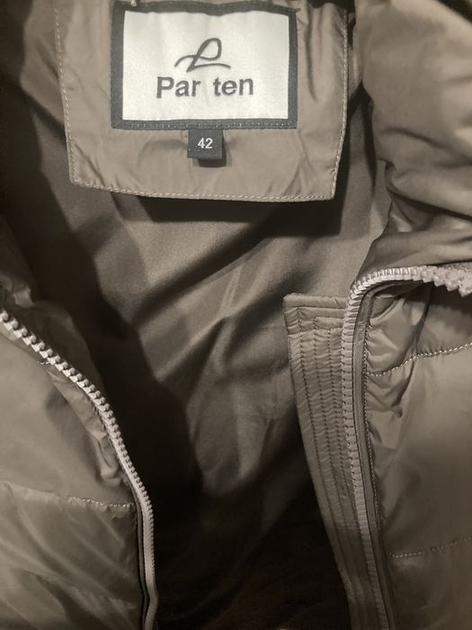 Продам пуховик новый 42 р,