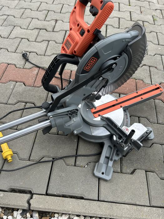 Circular pendular stationar