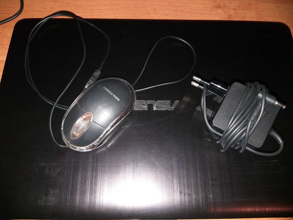 Ноутбук Asus AMD Radeon