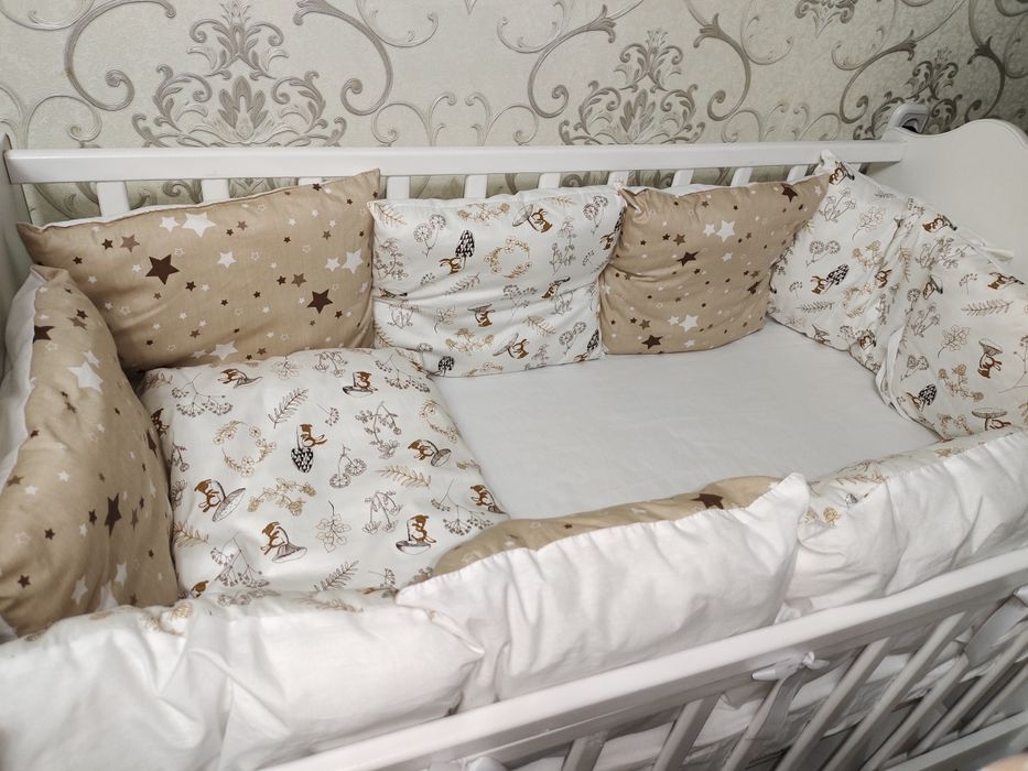 Детская кроватка