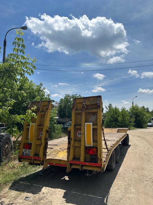 Remorca Trailer Platforma Camion DeAngelis 3 axe
