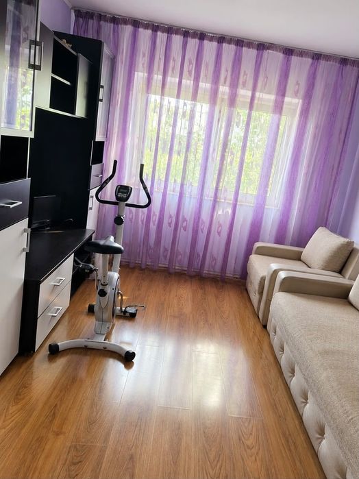 Vând apartament cu 2 camere