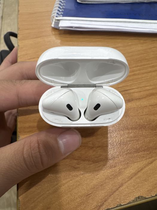 Оригиналние Airpods 1 б/у