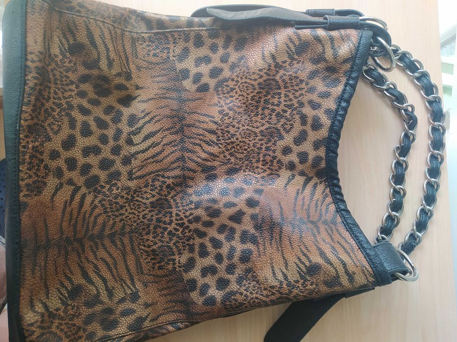 Голяма дамска чанта