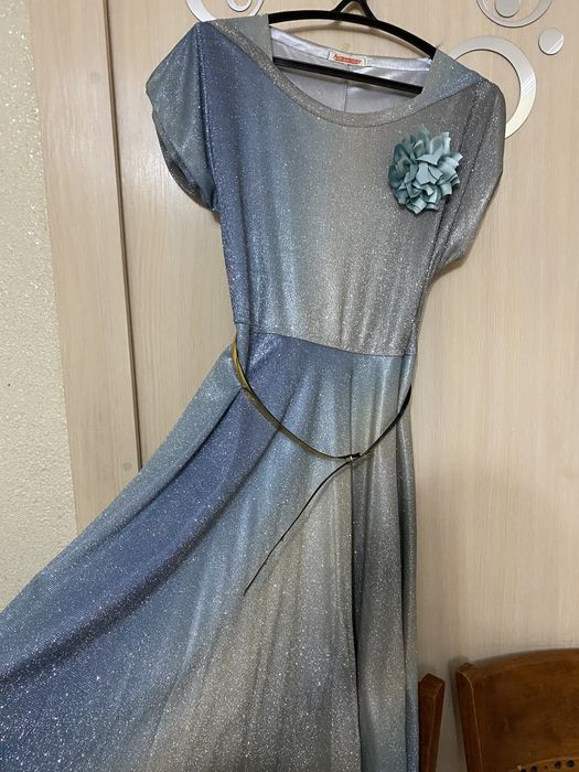 Продам платье