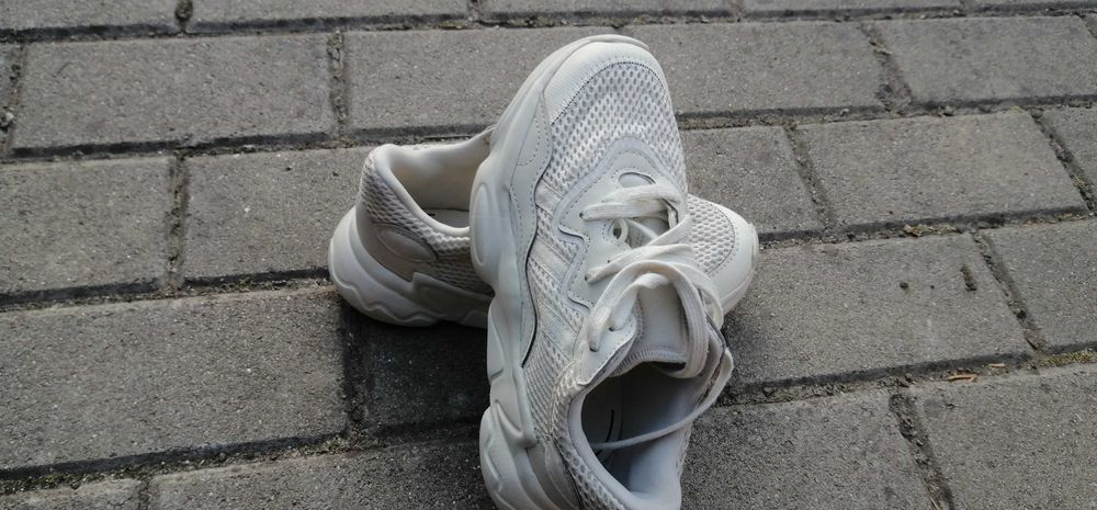 Adidasi nr 33 ozweego