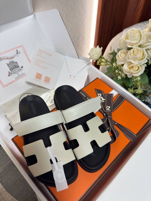 Papuci Hermes Chypre