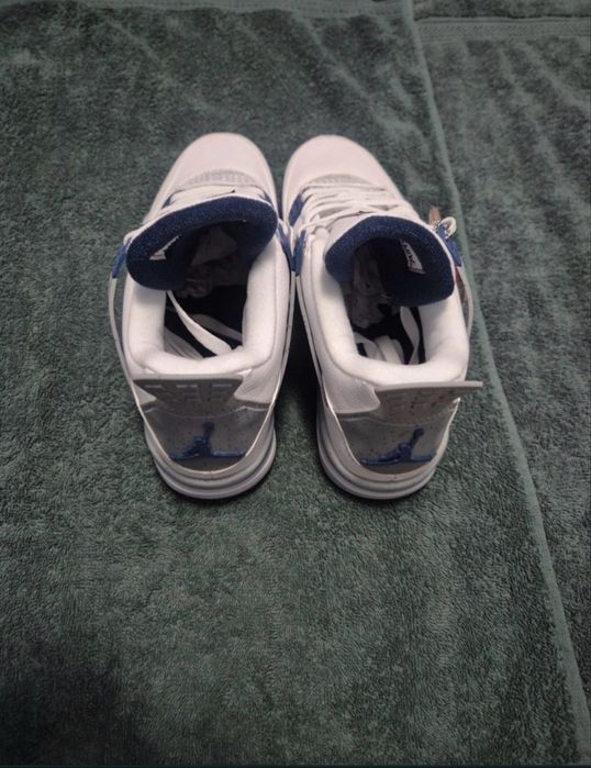Air Jordan 4 Midnight Navy