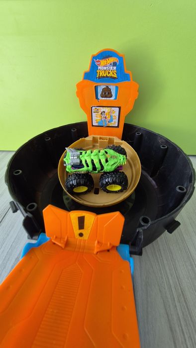 Hot Wheels Monster Trucks Pistă Super Roată
