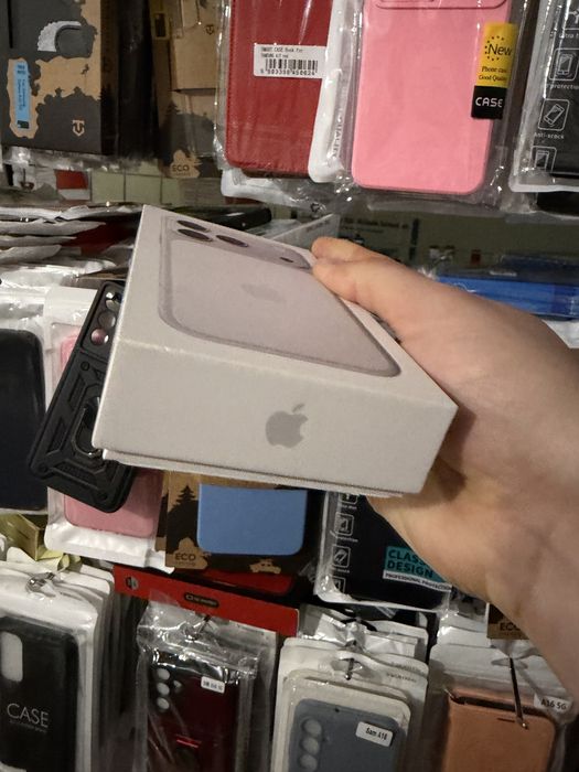 iphone 17 Pro 256 silver,10 зареждания от 17/12/25