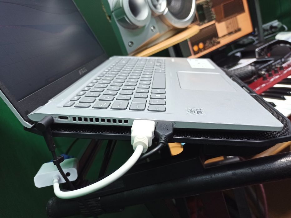 Ноутбук Asus core i5