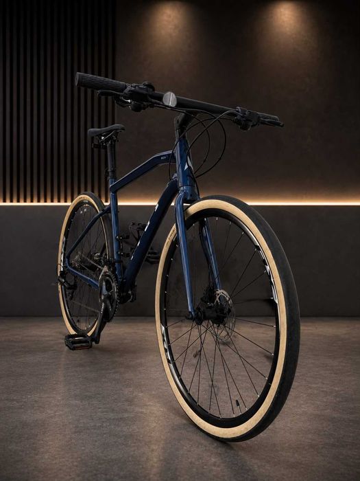 Vand Bicicleta Vitus Mach 3 VRS, marimea M, in stare aproape noua, foarte putin folosita.