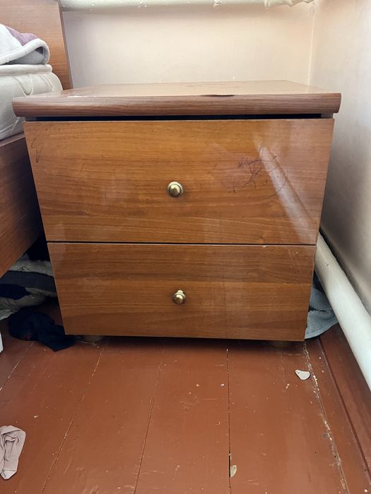 Спальный гарнитур