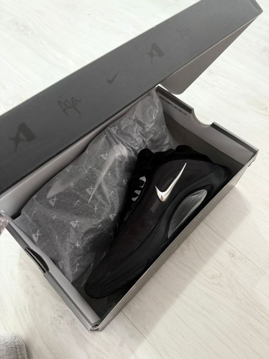 Найк маратонки 40 размер