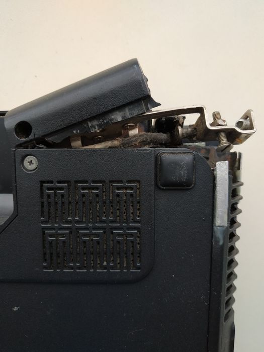 Неисправный ноутбук Lenovo