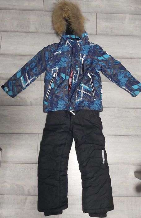 Продам детский комбинезон