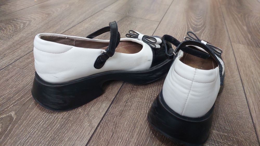 Сандалии детские школьные