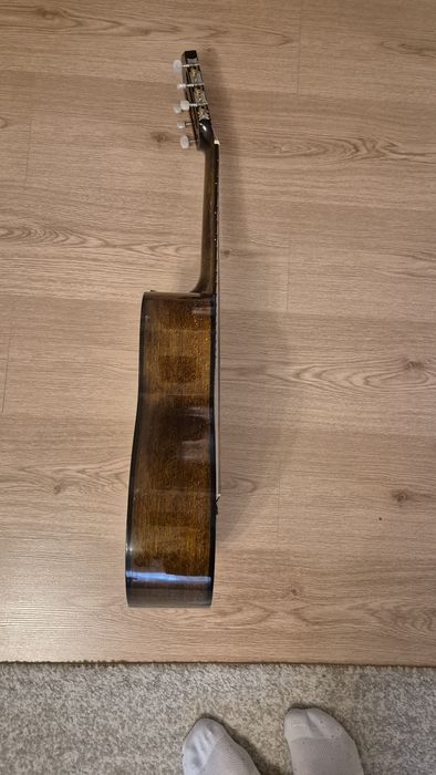 Vând chitară Hora Reghin 1/2