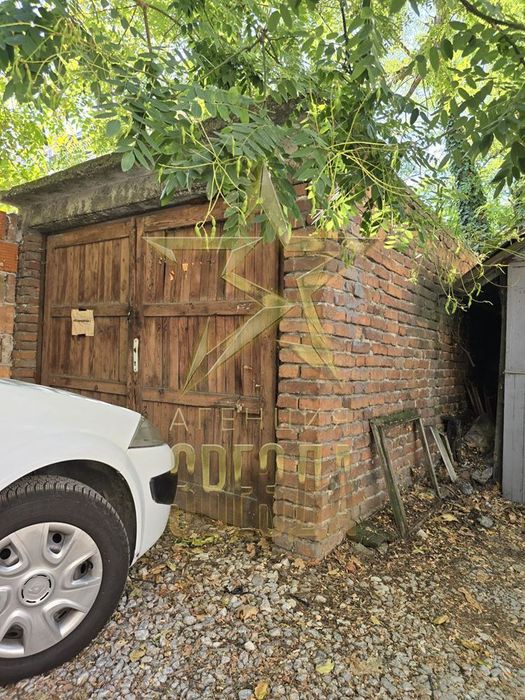 Продава се Тристаен апартамент в Пловдив, Център - 98 кв.м за 1888 €/кв.м - Снимка #12