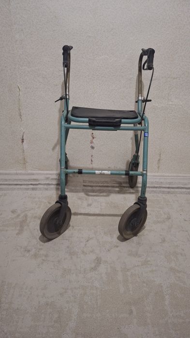 Ходунок ролатор для взрослых