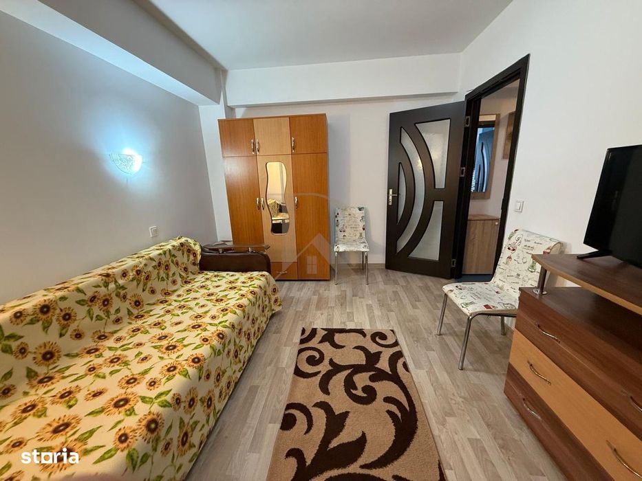 Pacurari - Alpha Bank , 2 camere ,etaj 1, loc de parcare