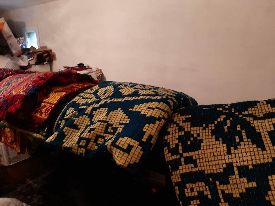 Cuverturi si prosoape artizanale noi neutilizate