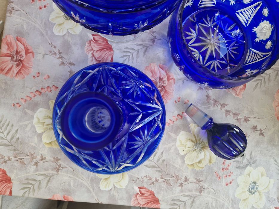 Комплект син рязан кристал – 2 гарафа, фруктиера с капак и купа.