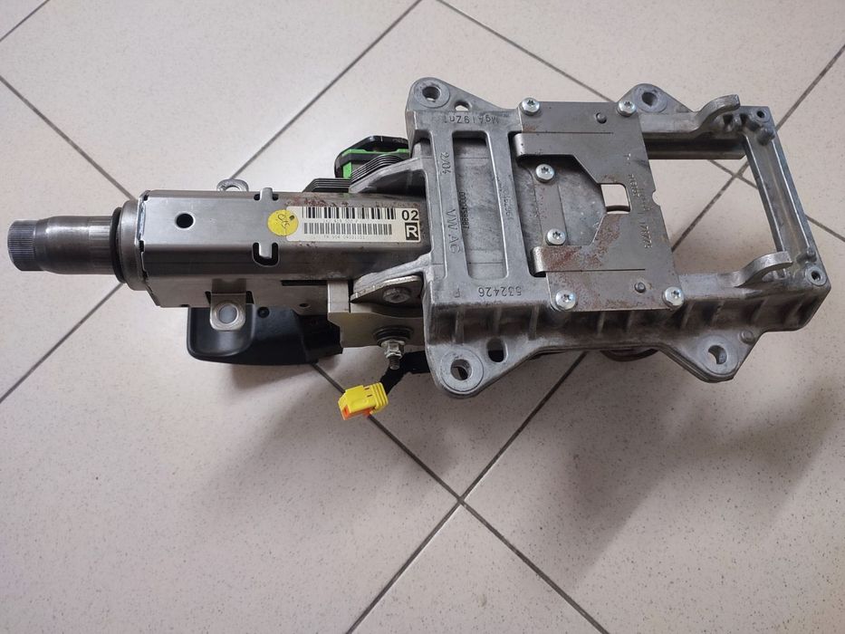 Кормилен прът за VW Golf 5