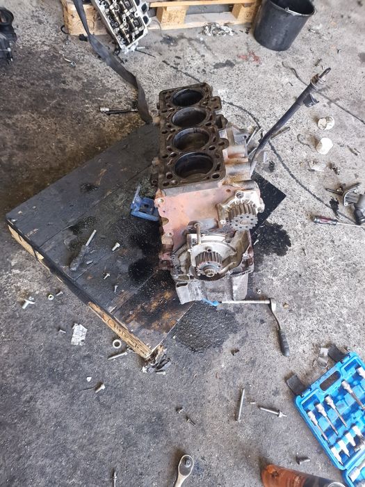 Bloc motor piston vibrochen biela 2.0 cjc cgl audi a4 b8 a5 8t 2013