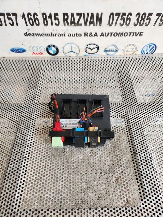 Calculator Modul Confort BCM ECU Vw Golf 6 Jetta Golf 6 Plus Cod 1KC - Dezmembrari Arad