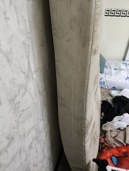 Продам матрас срочно