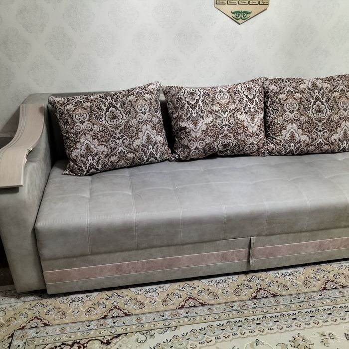 Мягкий уголок для гостиной