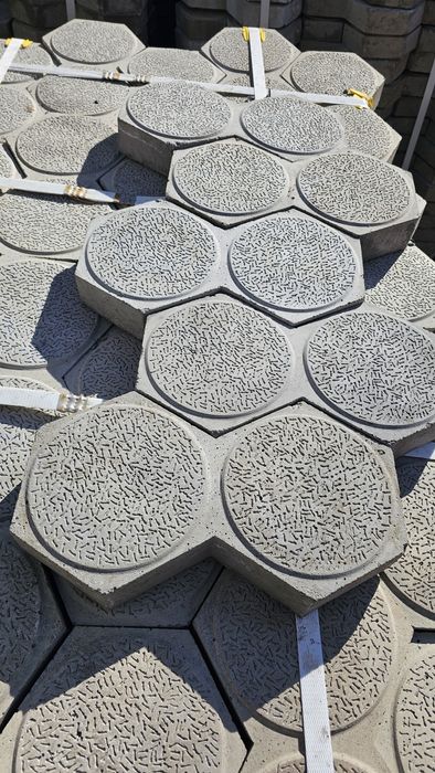 Продам тротуарную плитку