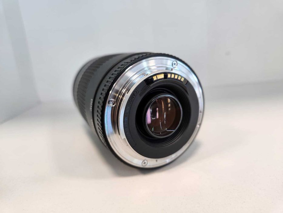 Obiectiv Foto DSLR Canon EF 75-300mm(Ag8 Tudor1/B74458)  Garantie 2 An