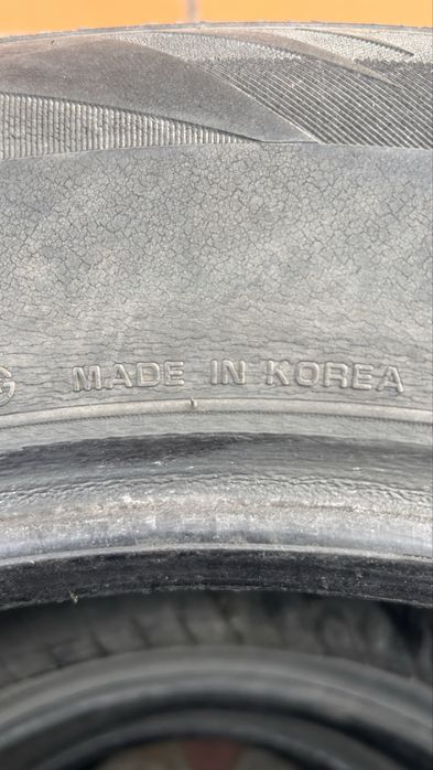 Комплект зимних шин