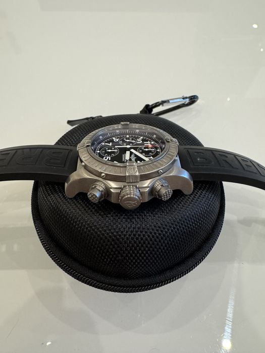 Breitling Avenger Chronograph Titanium