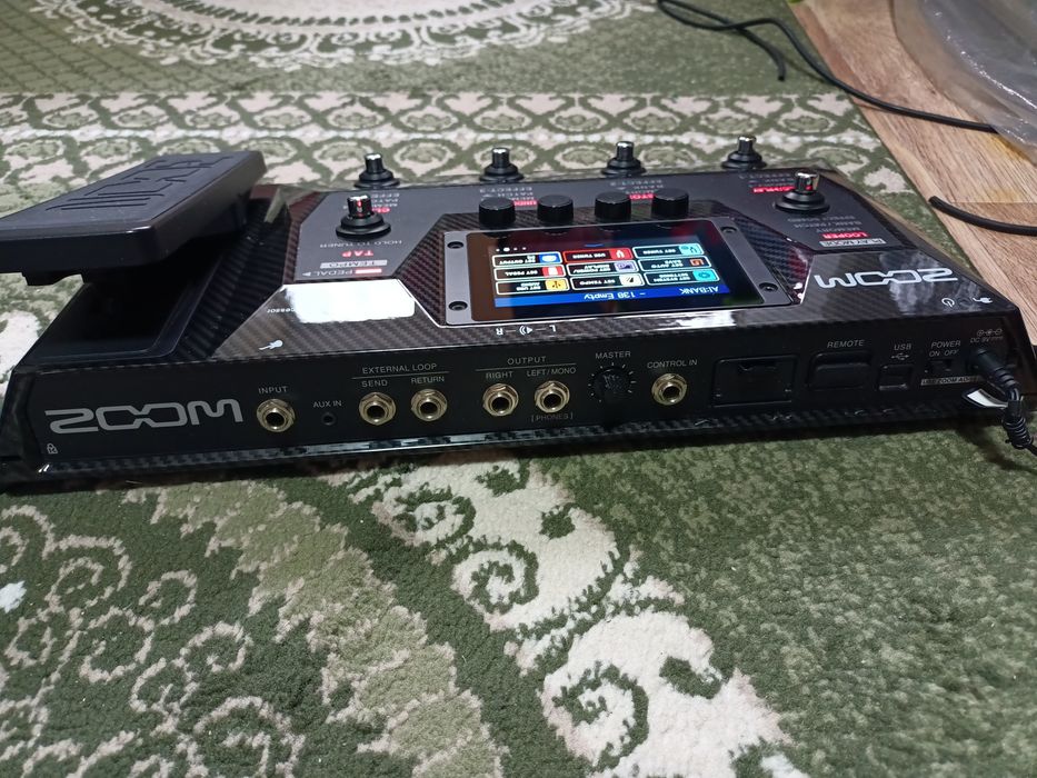 Процессор для электрогитары Zoom G6