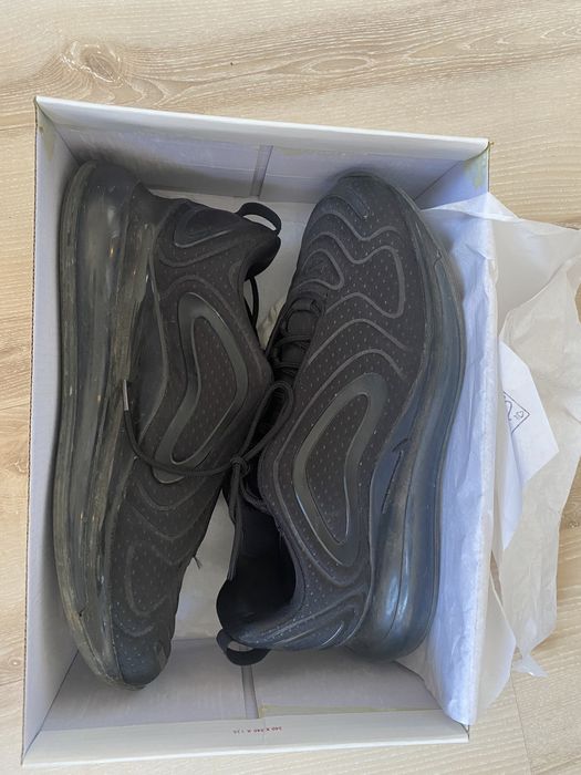 Nike 720 - пукнати камери