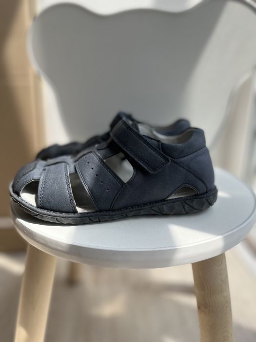 Продам сандали