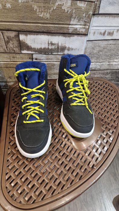високи кецове adidas 36 2/3