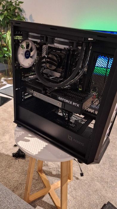 Pachet placă de bază ASUS + procesor Intel