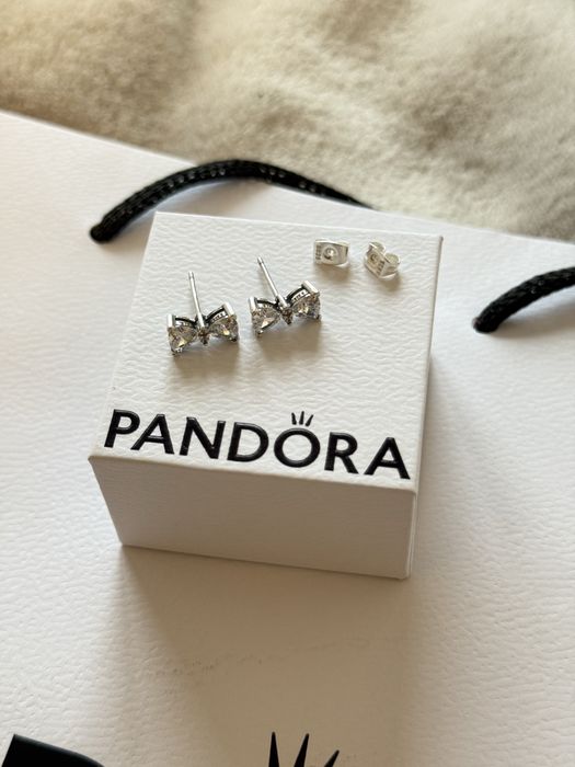 Cercei Pandora funda alba argint