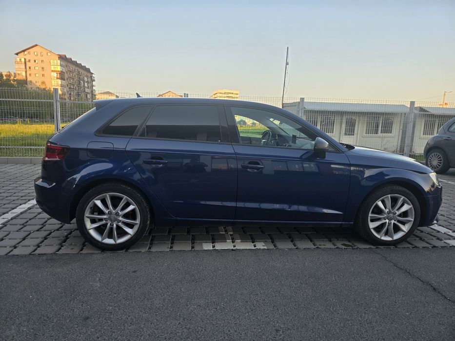 Audi A3  2015 - 2.0 /150CP Manuala