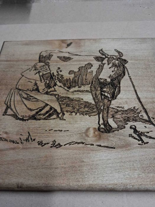 Дървени дъски за рязне и сервиране – CNC изработка