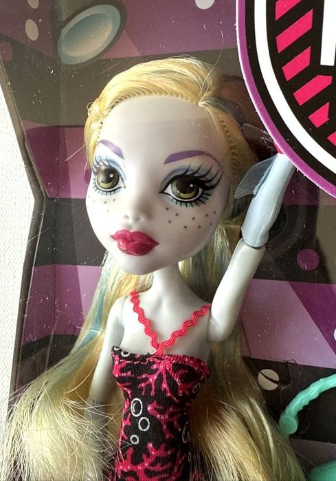 Лагуна Monster high