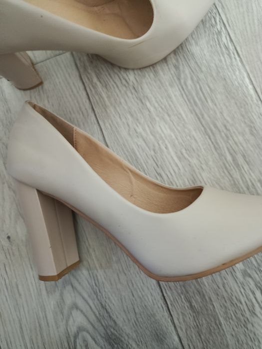 Туфли 39 размер ,в отл состоянии