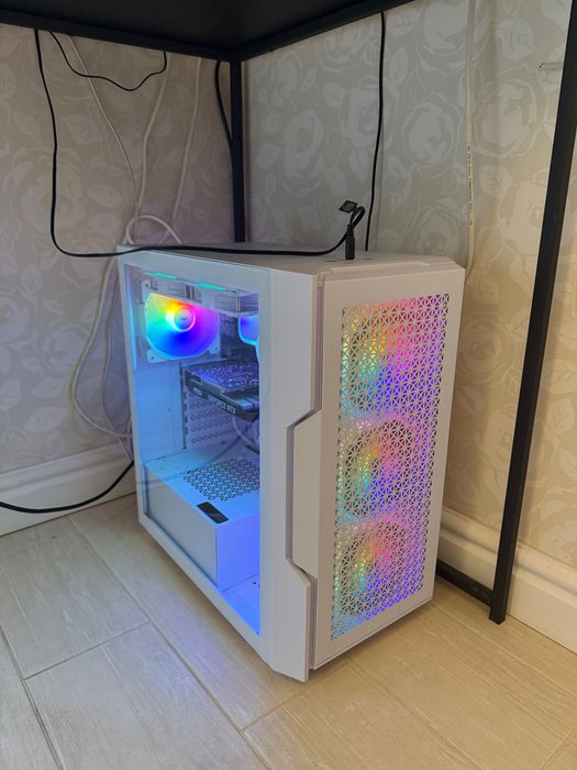 Геймърски компютър Ryzen9 + RTX 3050 пълен комплект